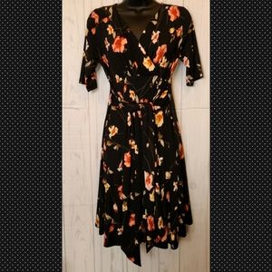 ❤Black floral maternity wrap dress